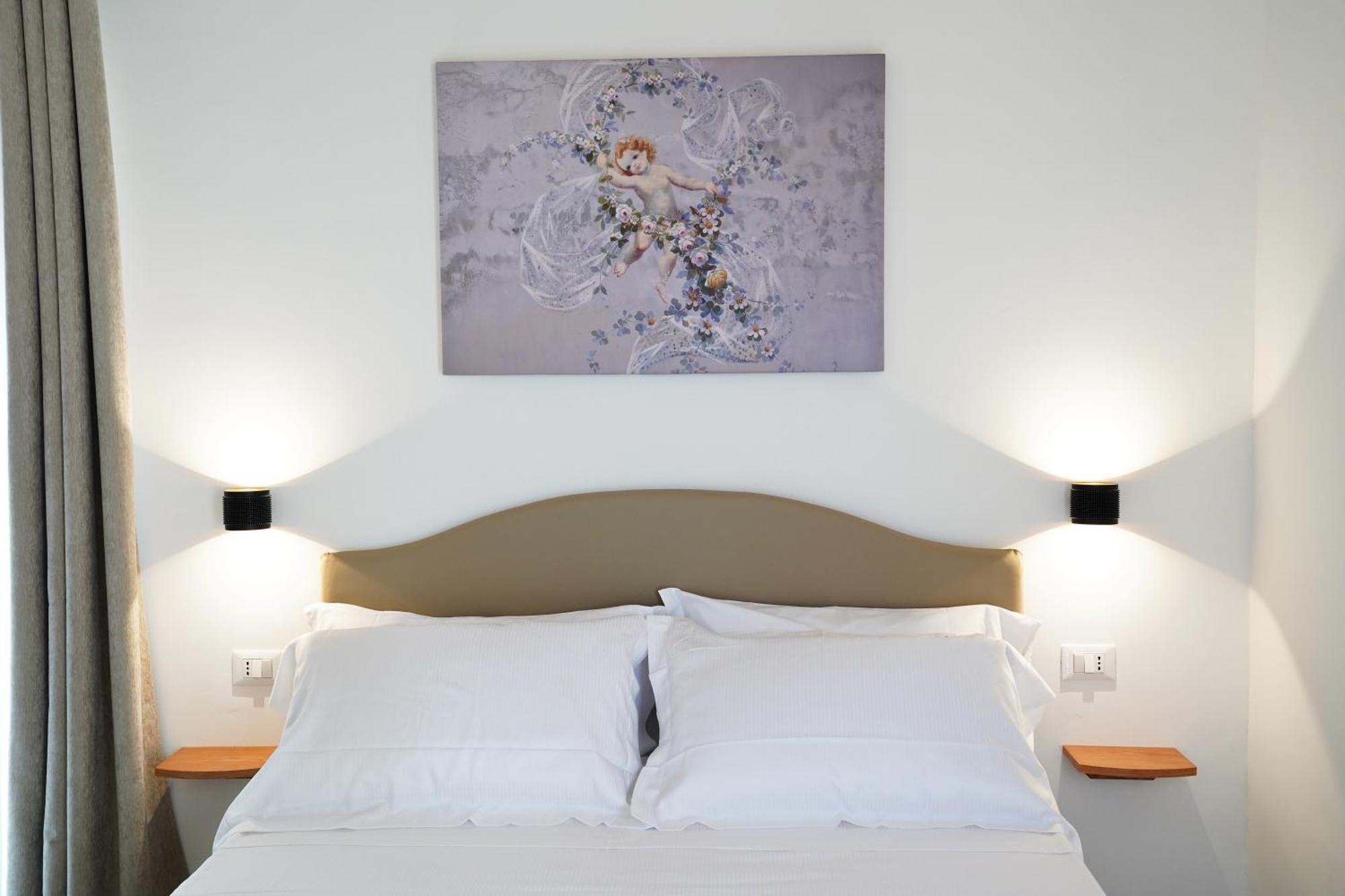 Ducas Rooms And Suite Lascari Eksteriør billede